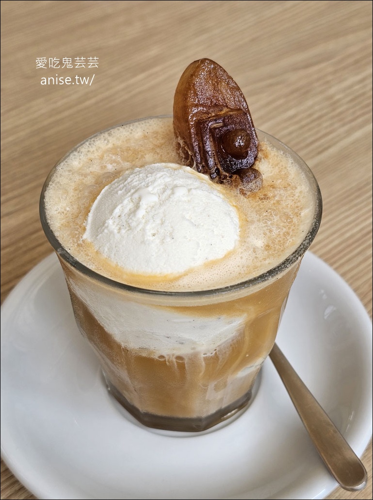 蠻荒咖啡 | 日月潭精品咖啡，純白美麗的明亮咖啡屋