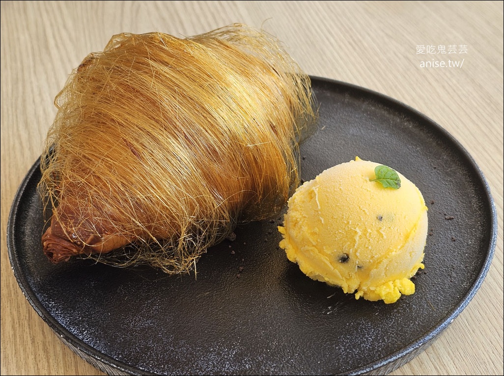 蠻荒咖啡 | 日月潭精品咖啡，純白美麗的明亮咖啡屋