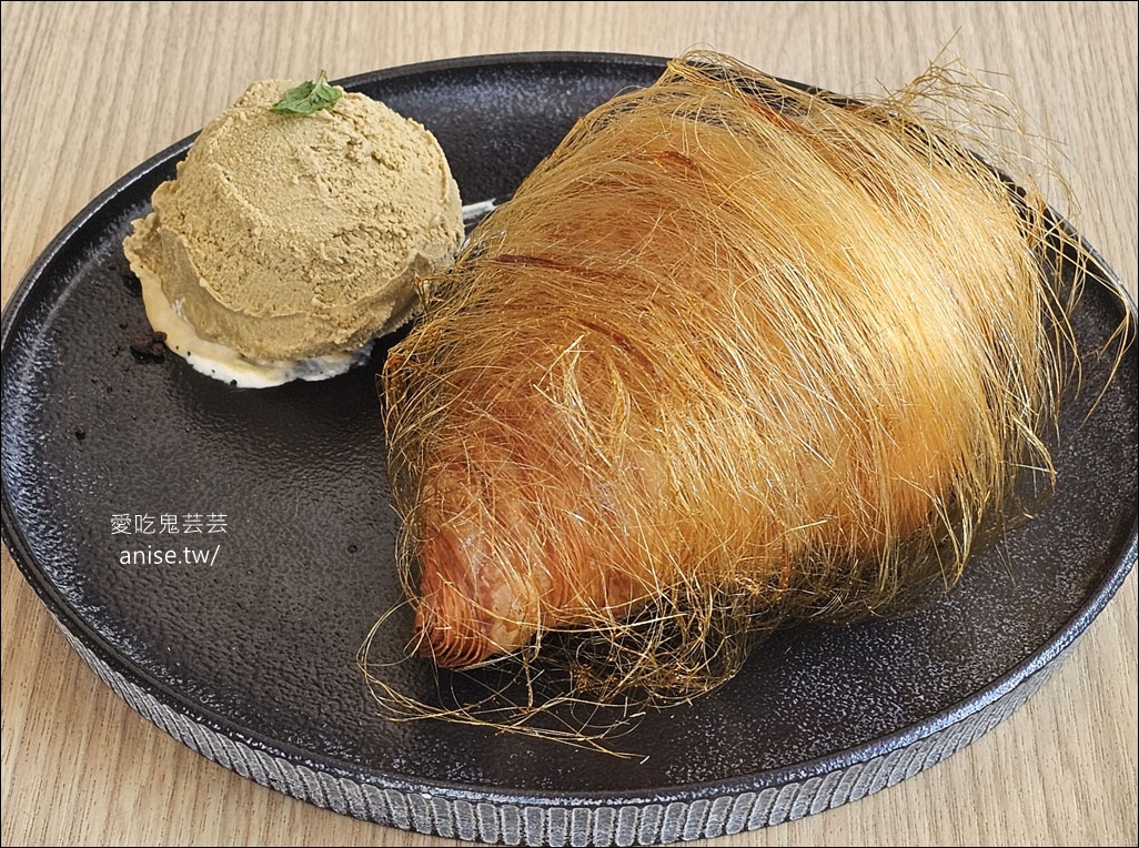 蠻荒咖啡 | 日月潭精品咖啡，純白美麗的明亮咖啡屋