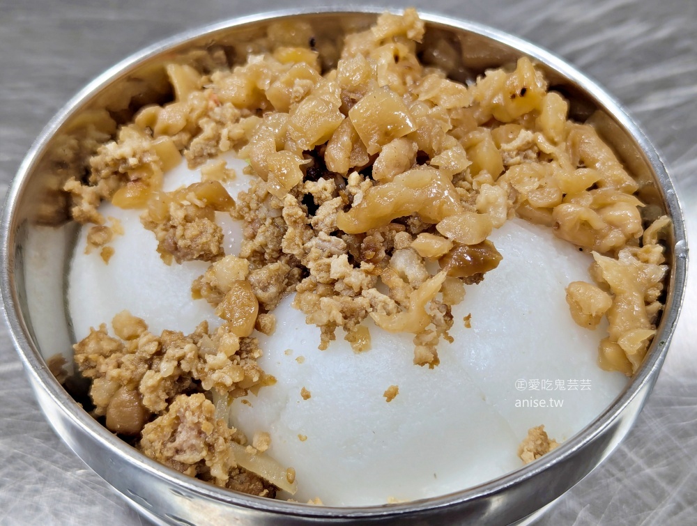 土城清水橋頭麵店，老客人都直接點全套，碗粿滿滿菜圃也很讚(姊姊食記)