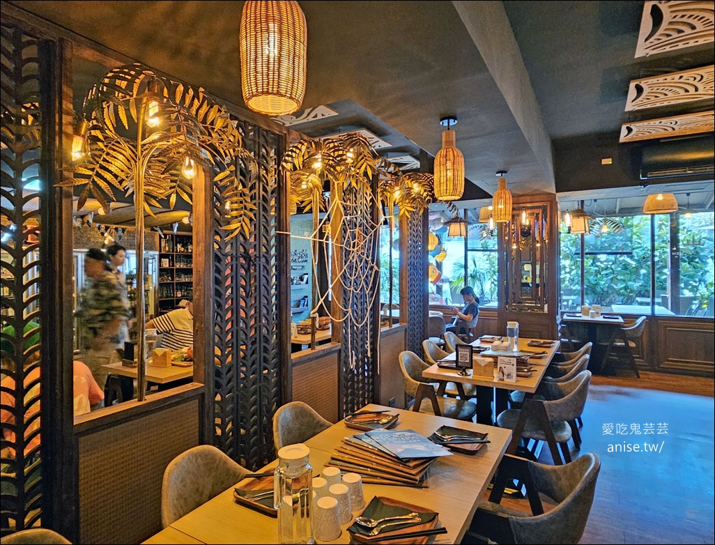 ABV南洋餐酒館(近國父紀念館2號出口)，道地過癮的泰國料理 (文末菜單)