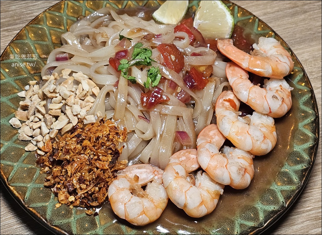 ABV南洋餐酒館(近國父紀念館2號出口)，道地過癮的泰國料理 (文末菜單)