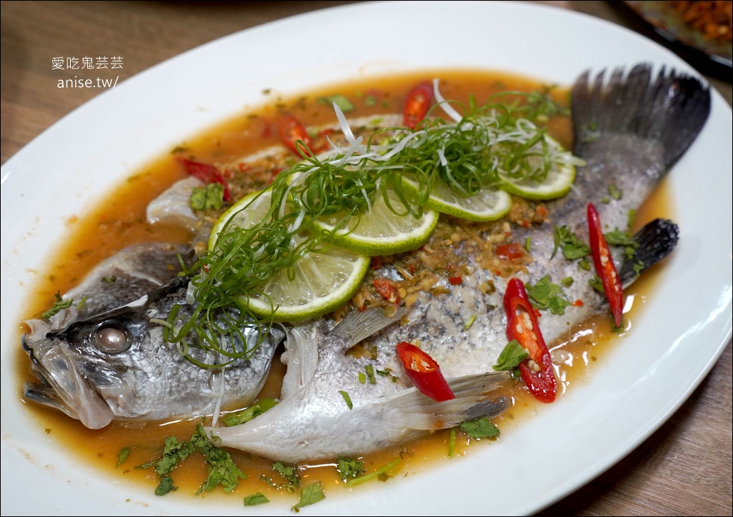 ABV南洋餐酒館(近國父紀念館2號出口)，道地過癮的泰國料理 (文末菜單)