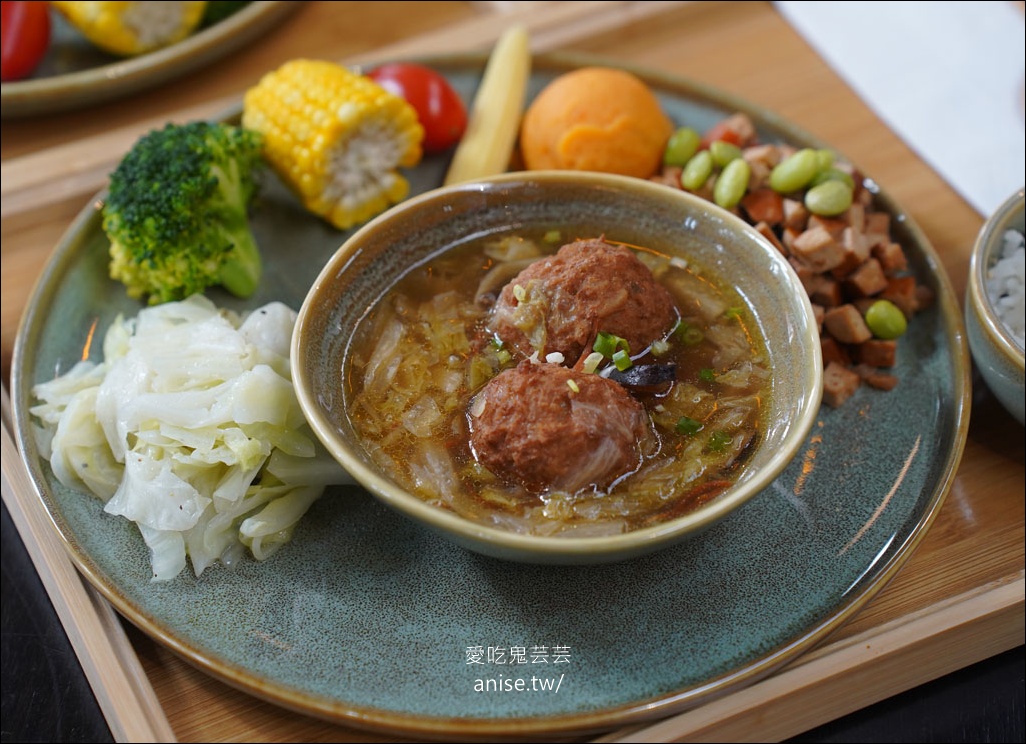 日月茶房@終於吃到日月老茶廠的餐點 (含導覽)，記得提早預約喔！