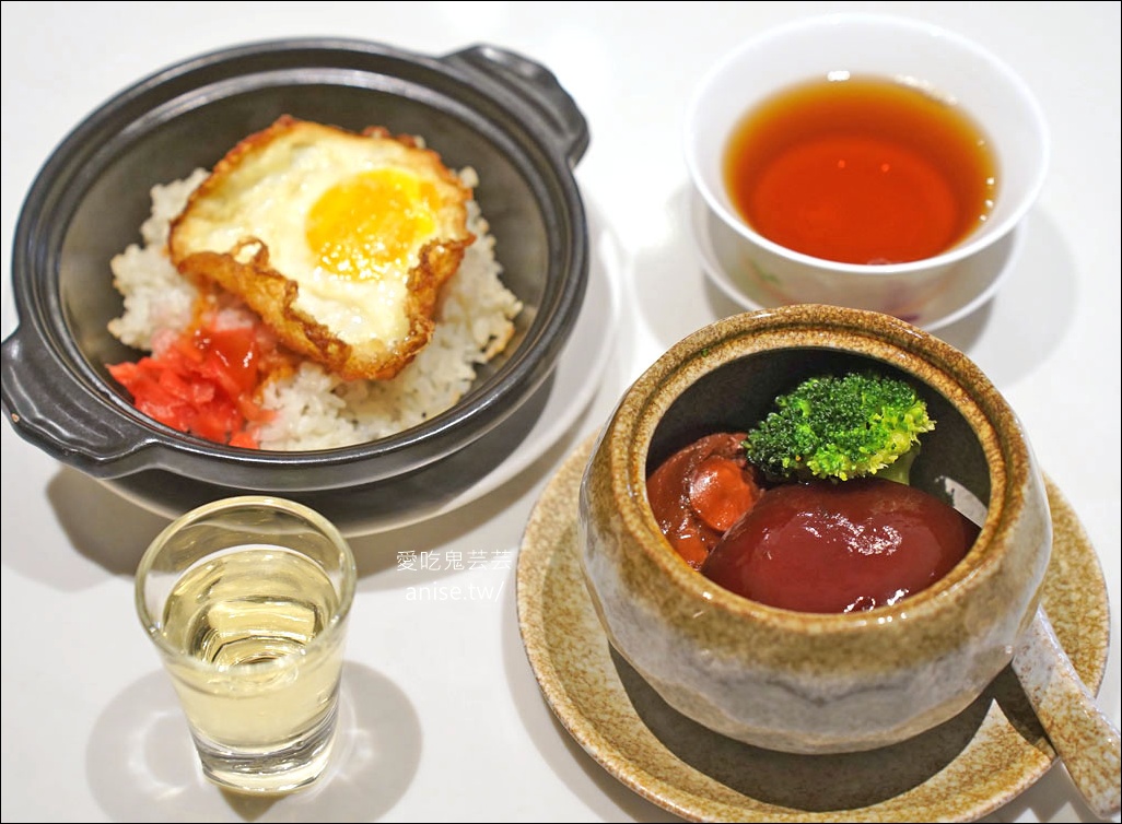 日月潭美食 | 邵 中餐廳，得獎無數的優質餐廳，平日中午還有$99港點哦！ @愛吃鬼芸芸