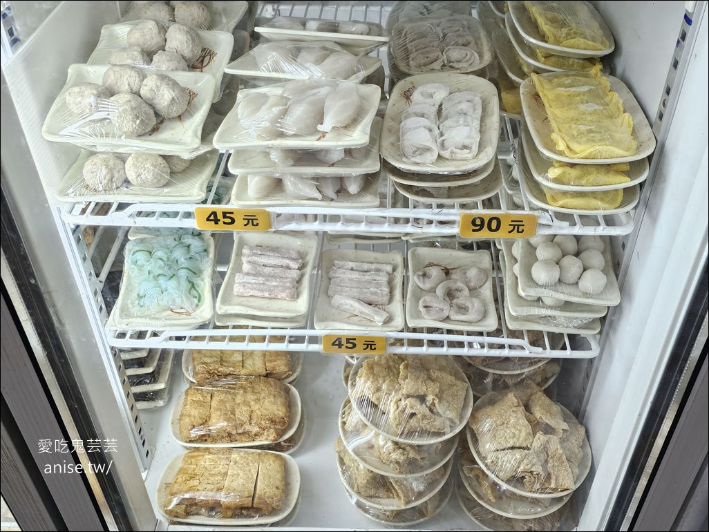 福緣火鍋，生意好到平日下午都要排隊(平日可預約)，還有隱藏版熱炒！