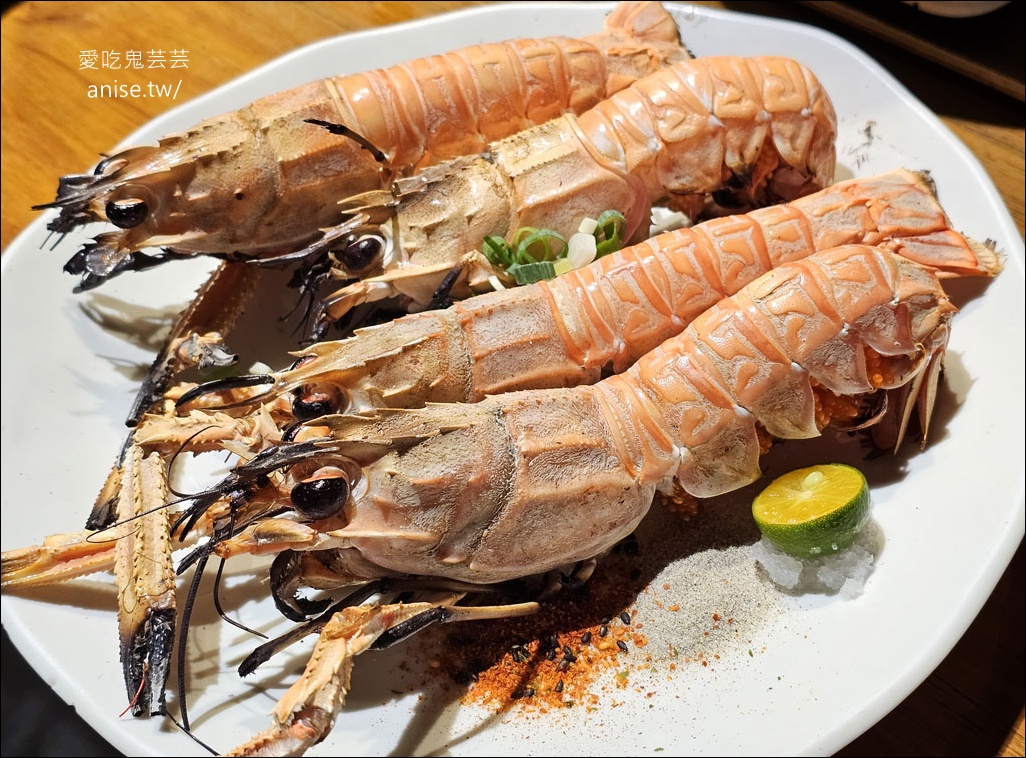 里海咖啡 (里海 cafe’) | 大角蝦、紅喉，還有難得一見的雪鯰！海鮮火鍋也好好吃 (寵物友善)