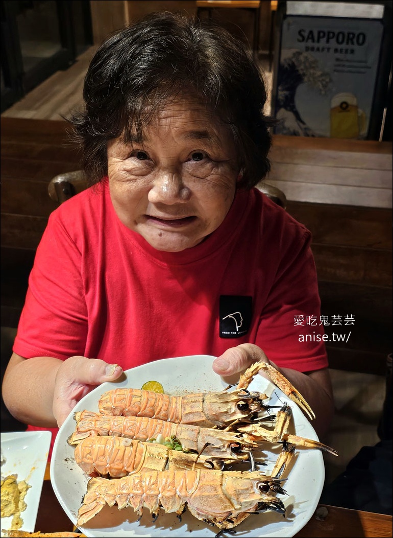 網站近期文章：里海咖啡 (里海 cafe’) | 大角蝦、紅喉，還有難得一見的雪鯰！海鮮火鍋也好好吃 (寵物友善)