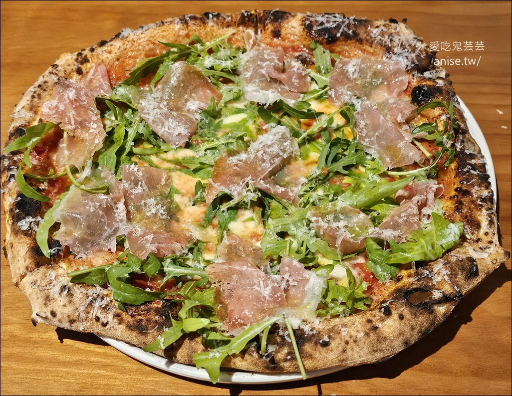 網站近期文章：旋轉披薩Gira Pizza，道地拿坡里Pizza 超好味！