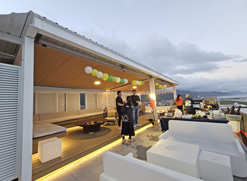 滿山望海國際會館，躺在床上就可以看到龜山島的無敵海景住宿 (內含訂房方式)