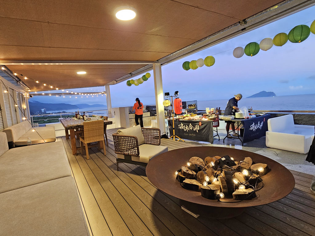 滿山望海國際會館，躺在床上就可以看到龜山島的無敵海景住宿 (內含訂房方式)