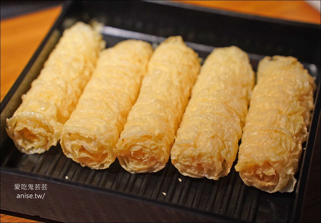 ABV串串啤酒館 西門店，一串10元隨便拿，重慶辣、台灣辣任選！(文末菜單)