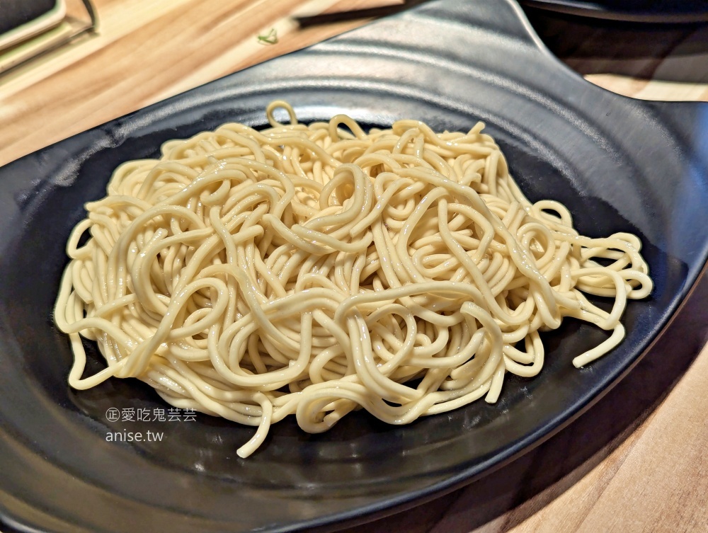 藏味拉麵，替玉無料加麵吃到飽，中和景安站排隊美食(姊姊食記)
