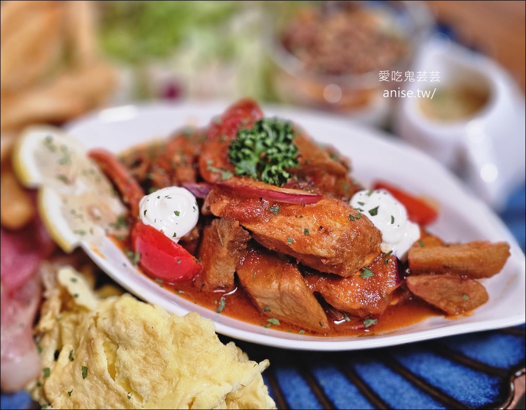 ABV地中海餐酒館台中概念店，全台啤酒種類最多，宛如啤酒博物館！