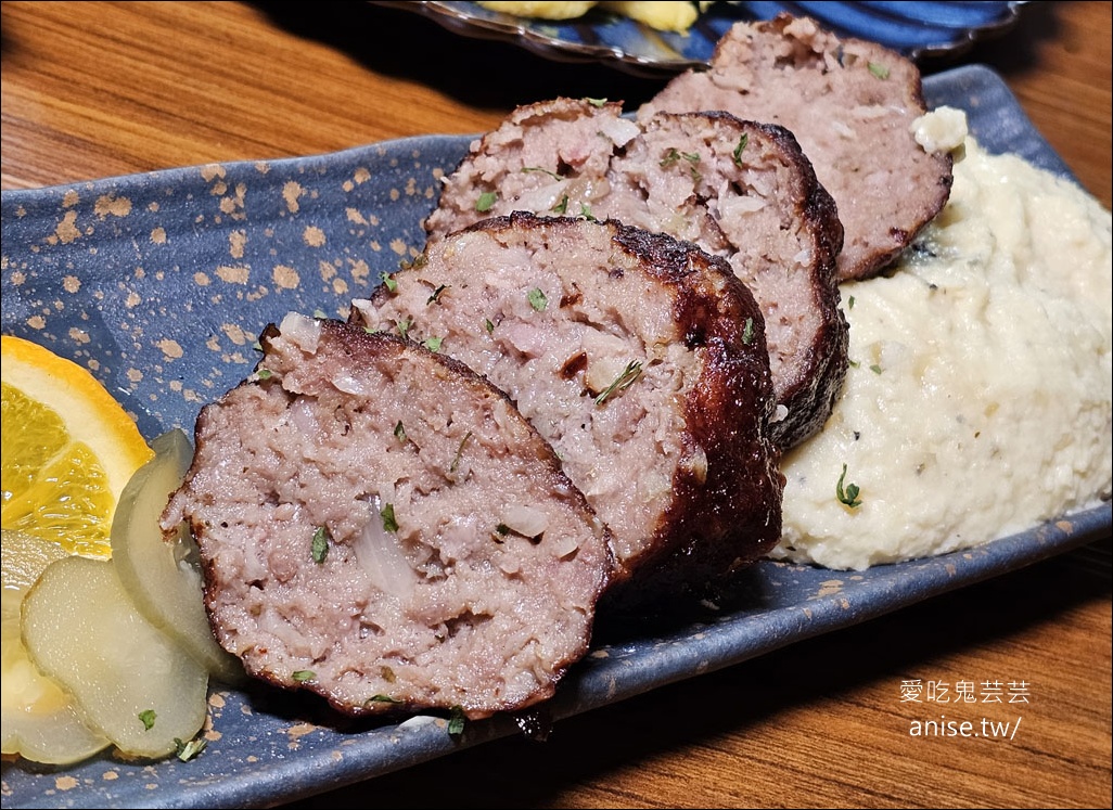 ABV地中海餐酒館台中概念店，全台啤酒種類最多，宛如啤酒博物館！