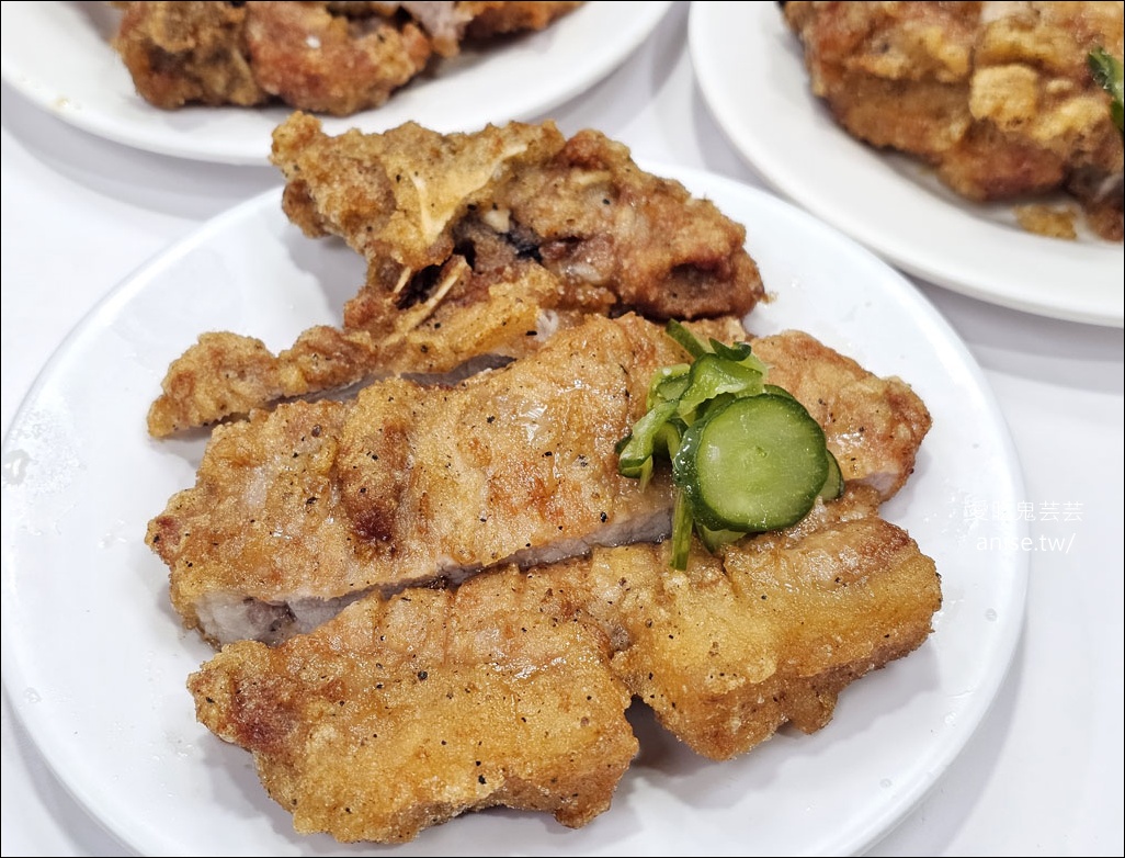 金園排骨萬年店，超過一甲子的超厚排骨老店，從小吃到大！