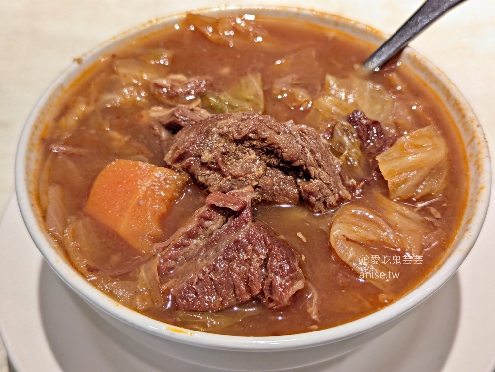 上上咖啡，老派的浪漫懷舊風格，暖胃的俄式羅宋湯，西門站美食(姊姊食記) @愛吃鬼芸芸