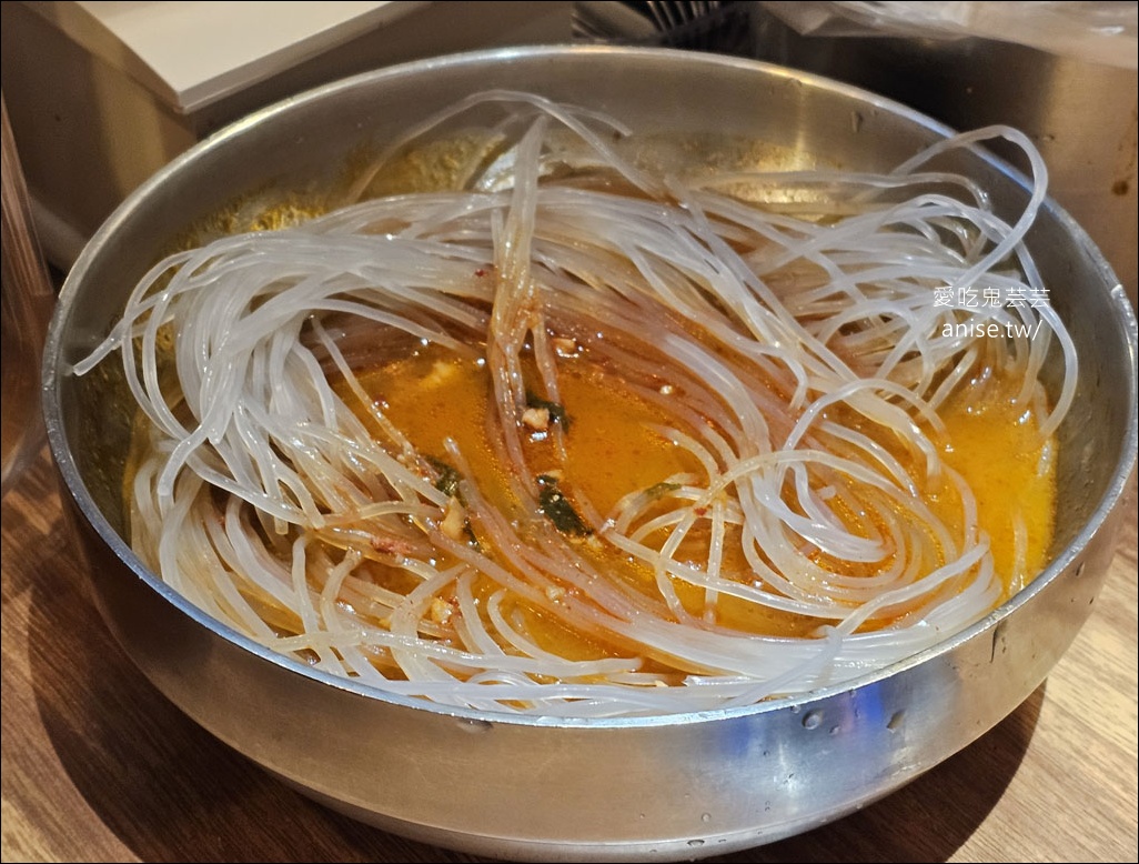 釜山馬鈴薯排骨湯推薦，王土豆湯總店超爆好吃