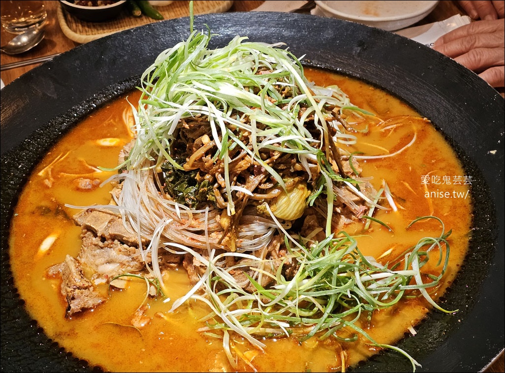 釜山馬鈴薯排骨湯推薦，王土豆湯總店超爆好吃