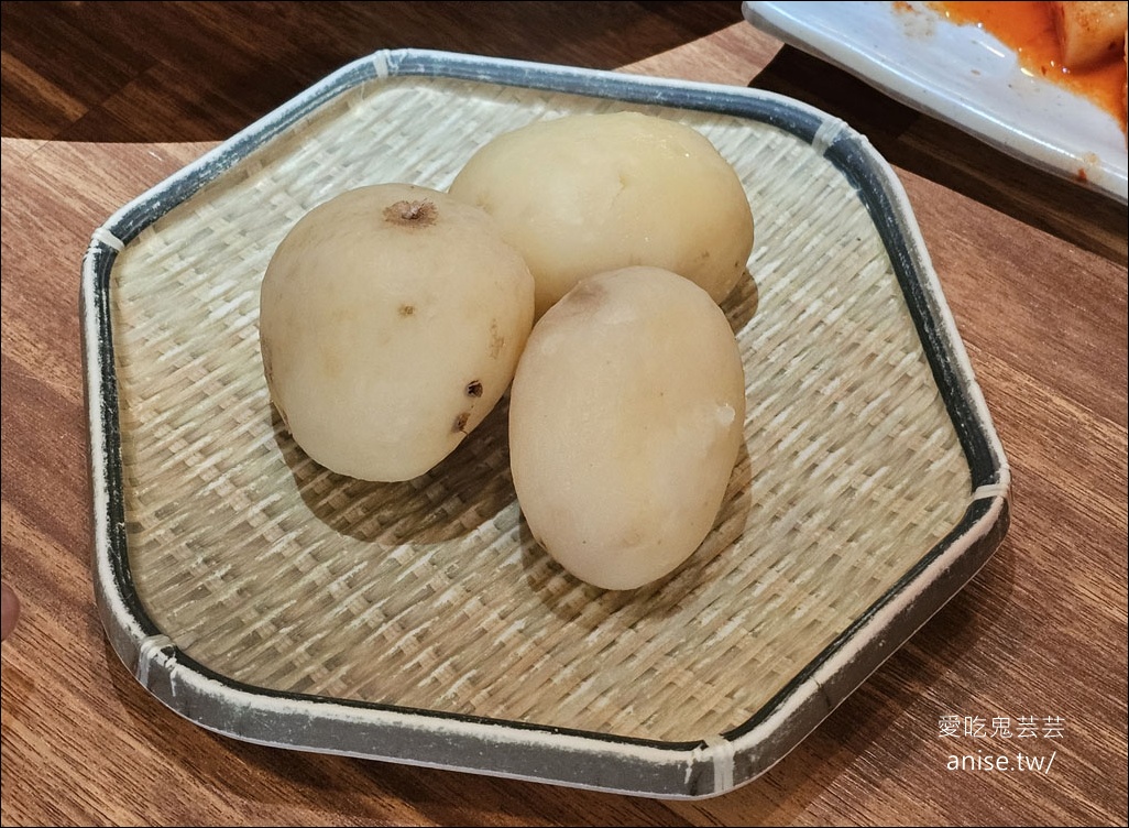 釜山馬鈴薯排骨湯推薦，王土豆湯總店超爆好吃