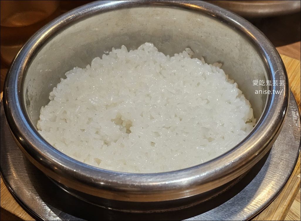 釜山馬鈴薯排骨湯推薦，王土豆湯總店超爆好吃