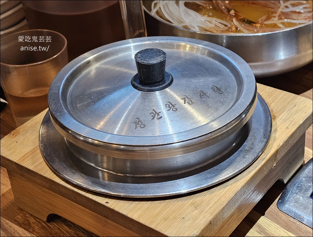 釜山馬鈴薯排骨湯推薦，王土豆湯總店超爆好吃