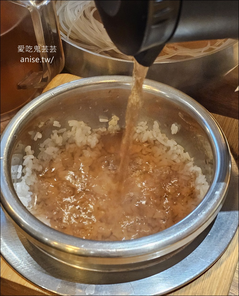 釜山馬鈴薯排骨湯推薦，王土豆湯總店超爆好吃