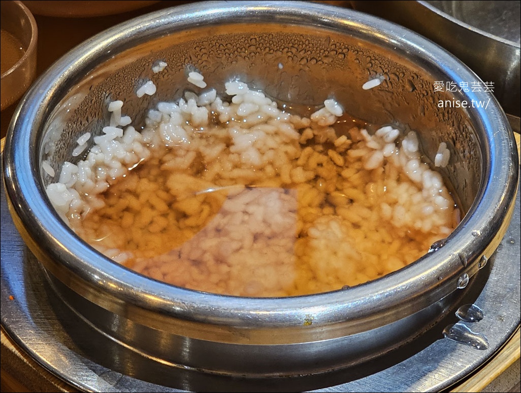 釜山馬鈴薯排骨湯推薦，王土豆湯總店超爆好吃