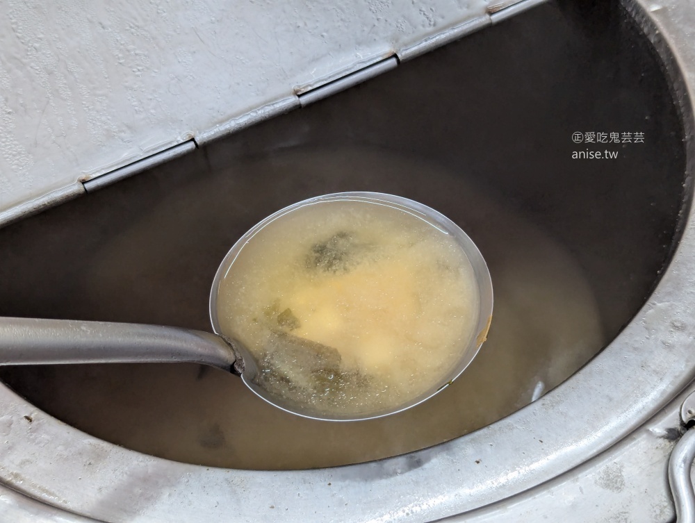 香港陳記港式燒臘,中和廟口附近的人氣便當店,捷運中和站美食(姊姊食記) 香港陳記港式燒臘,中和廟口附近的人氣便當店,捷運中和站美食(姊姊食記)