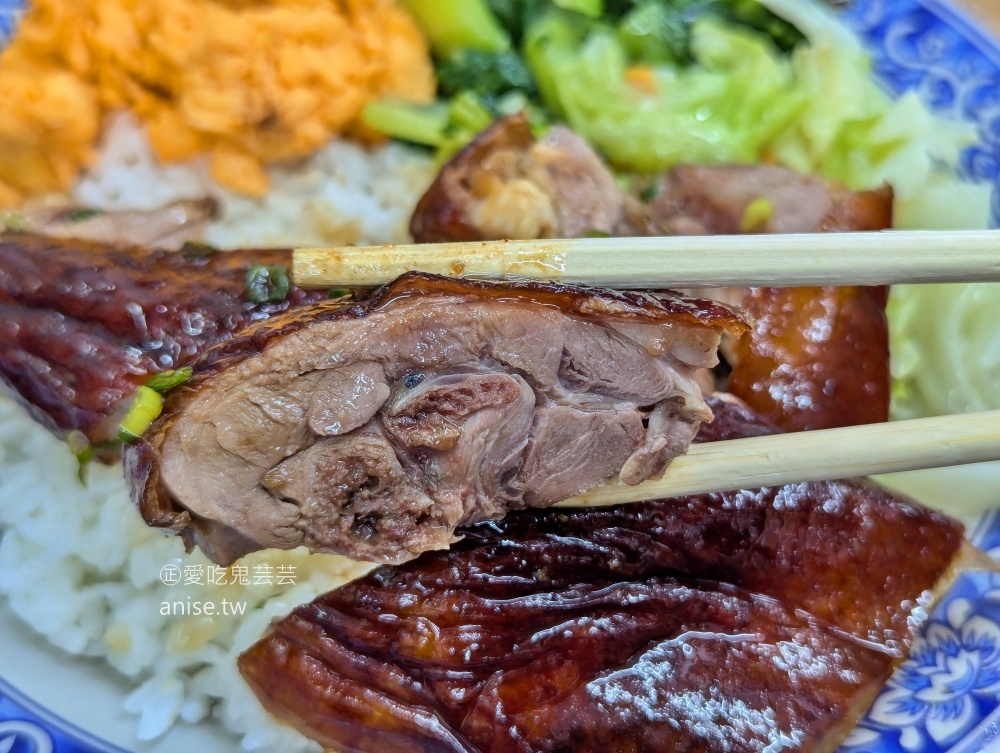 香港陳記港式燒臘,中和廟口附近的人氣便當店,捷運中和站美食(姊姊食記) 香港陳記港式燒臘,中和廟口附近的人氣便當店,捷運中和站美食(姊姊食記)