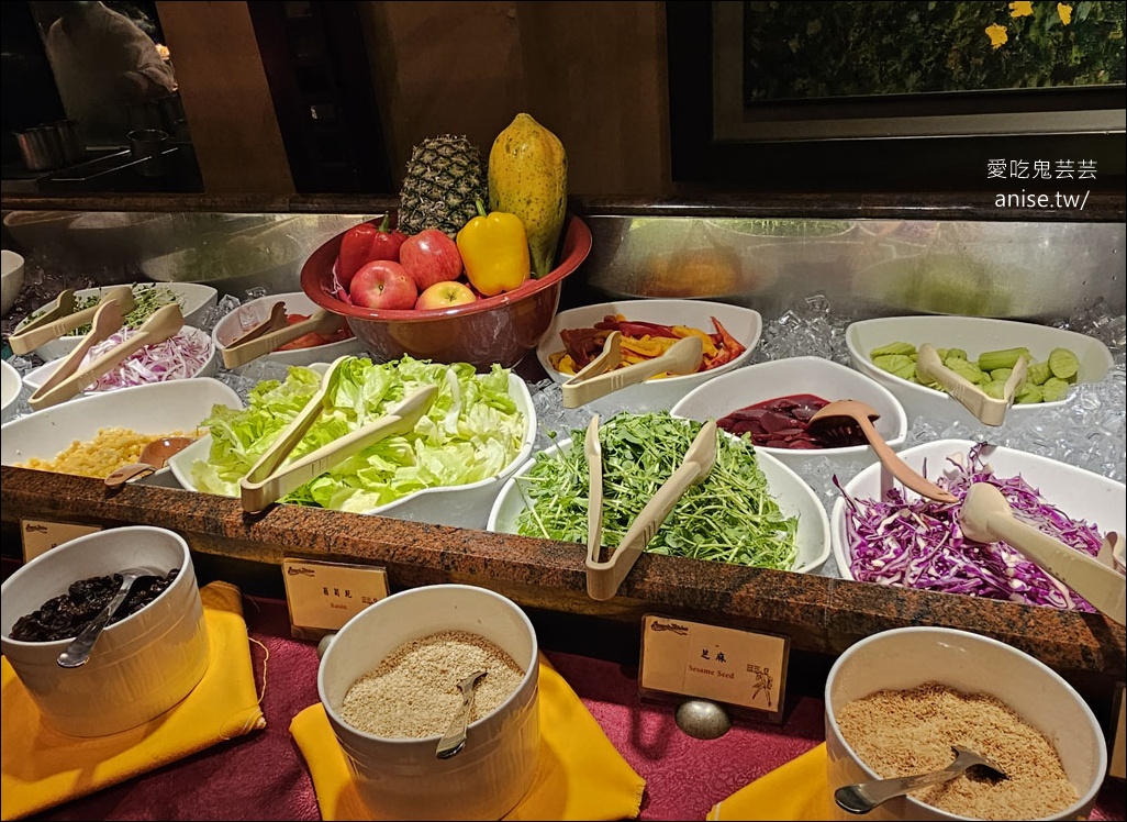 沾美西餐廳，台北老字號西餐廳，中午吃到飽很過癮