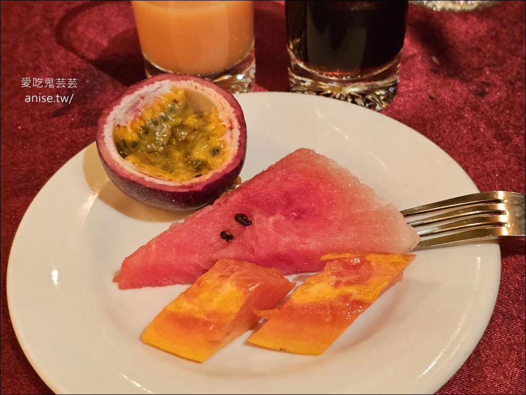 沾美西餐廳，台北老字號西餐廳，中午吃到飽很過癮