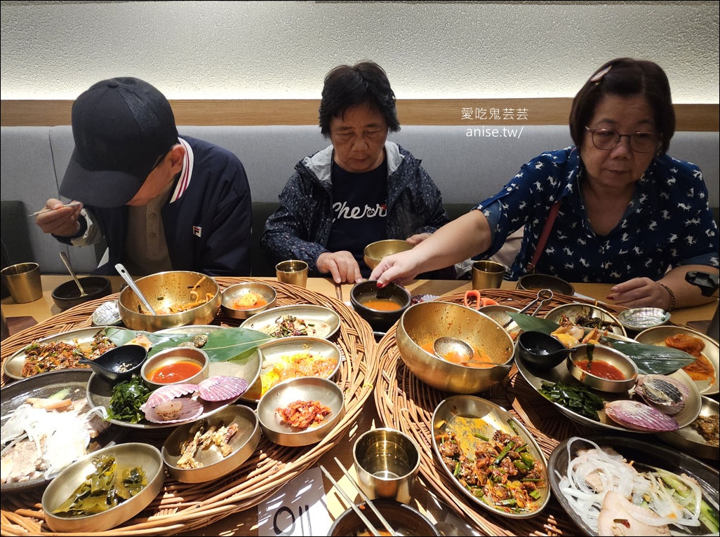 釜山美食 | 超浮誇機張末家鮑魚粥(日光店)，一大籮筐鮮美海鮮太銷魂！