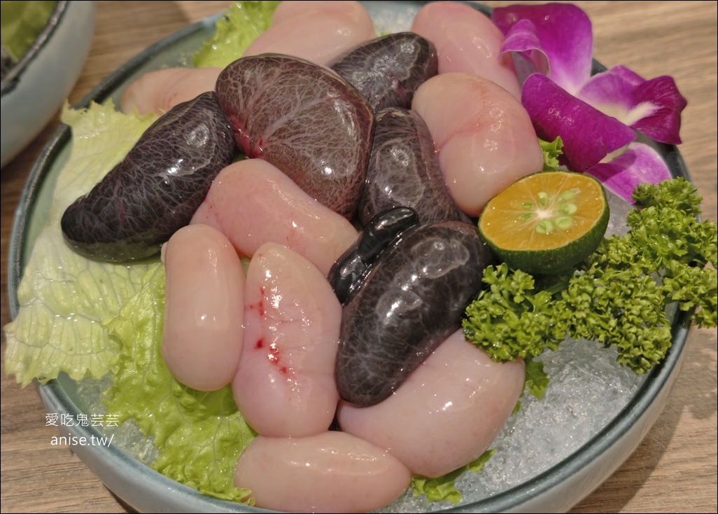 星曜雞湯，我們根本是來吃火鍋+唱歌的吧？