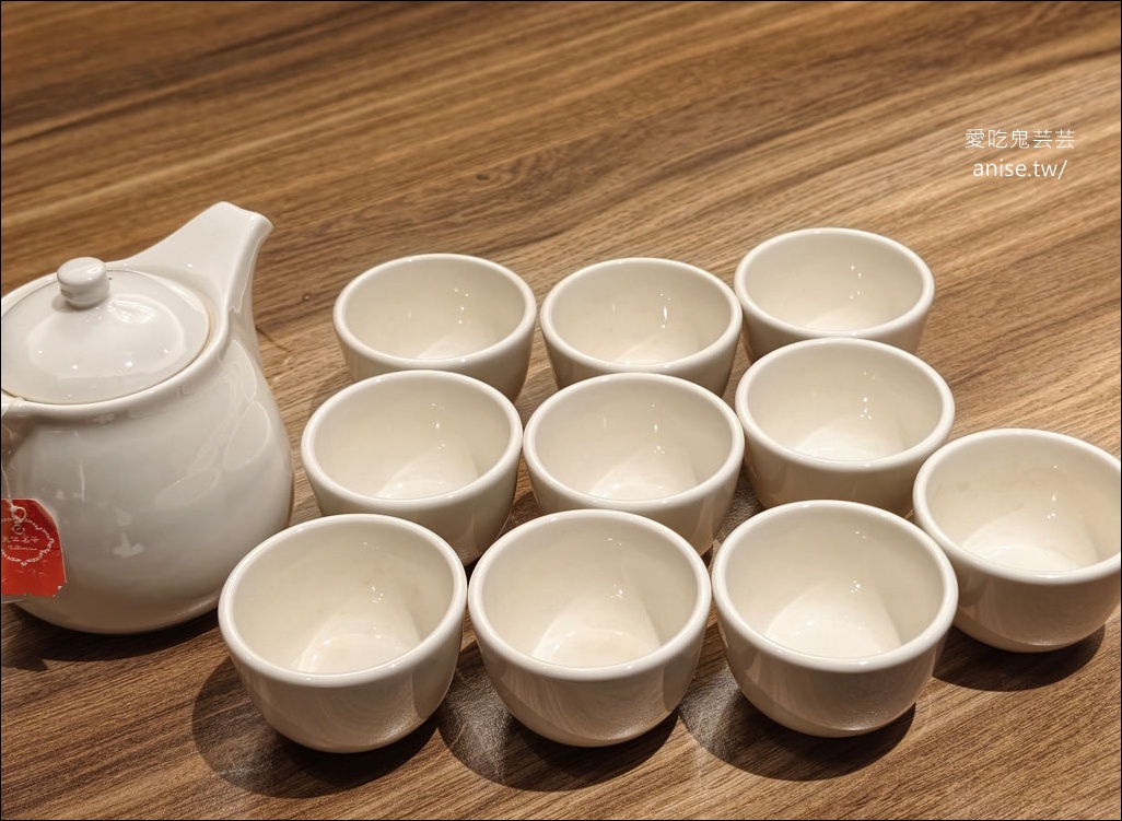 星曜雞湯，我們根本是來吃火鍋+唱歌的吧？