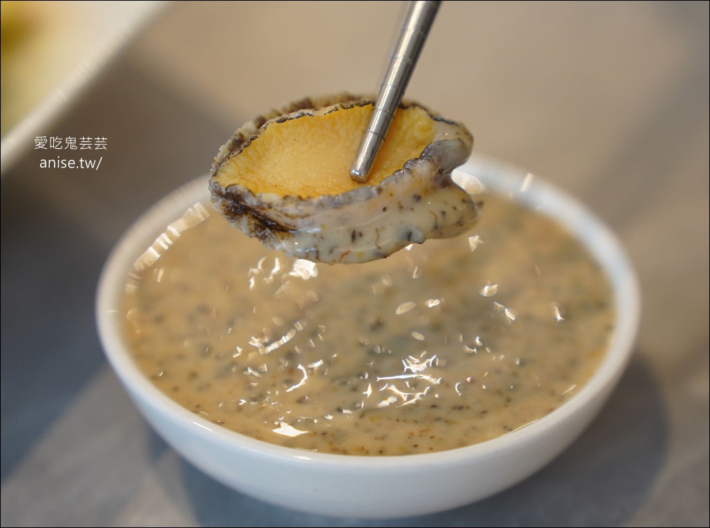 台北年菜推薦 | 招治飯店,台菜小館也有功夫年菜!免加熱、帶回家吃就好超方便! 台北年菜推薦 | 招治飯店,台菜小館也有功夫年菜!免加熱、帶回家吃就好超方便!