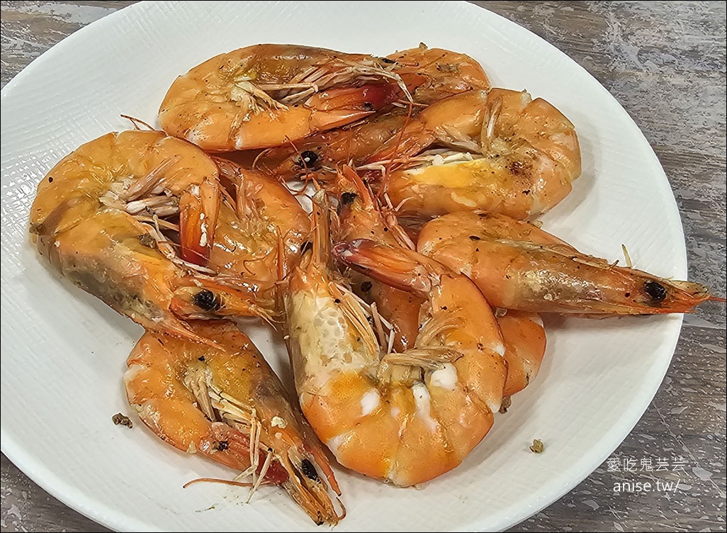 釜山吃帝王蟹、鮑魚！札嘎其市場生猛海鮮推薦