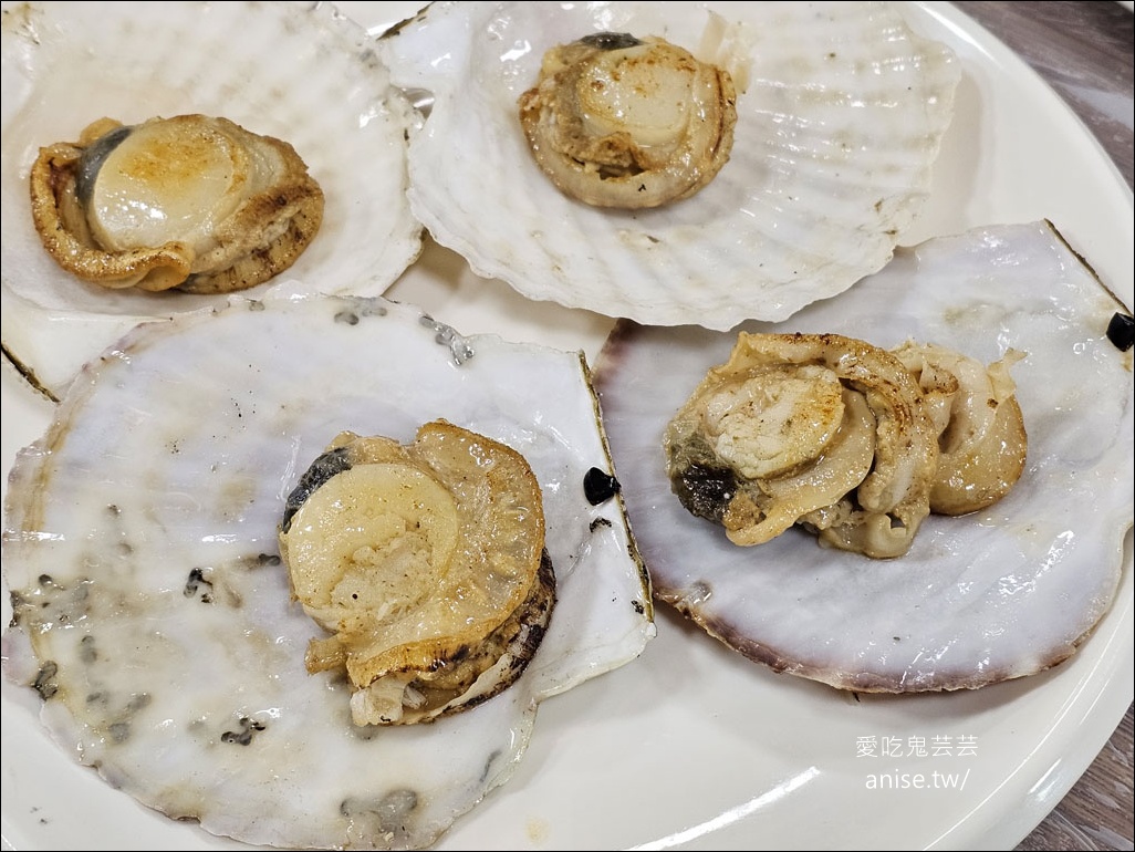 釜山吃帝王蟹、鮑魚！札嘎其市場生猛海鮮推薦