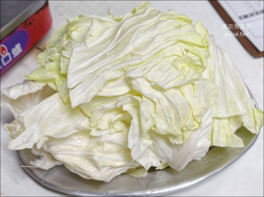 小豪洲沙茶爐，台南人一吃幾十年，平價又可口的沙茶爐