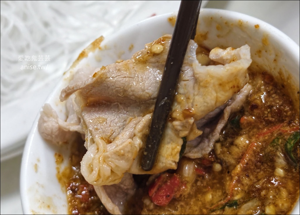 小豪洲沙茶爐，台南人一吃幾十年，平價又可口的沙茶爐