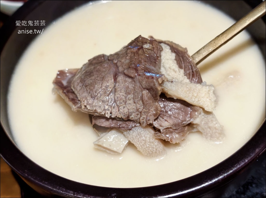 海雲台美食 | 巨大牛肉湯飯，超濃醇驚人的美味