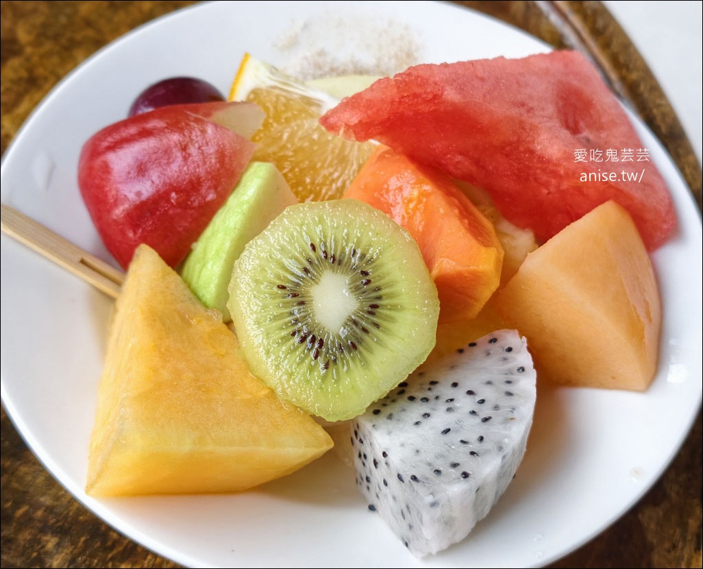 莉莉水果店，孔廟旁台南人愛的80年水果老店