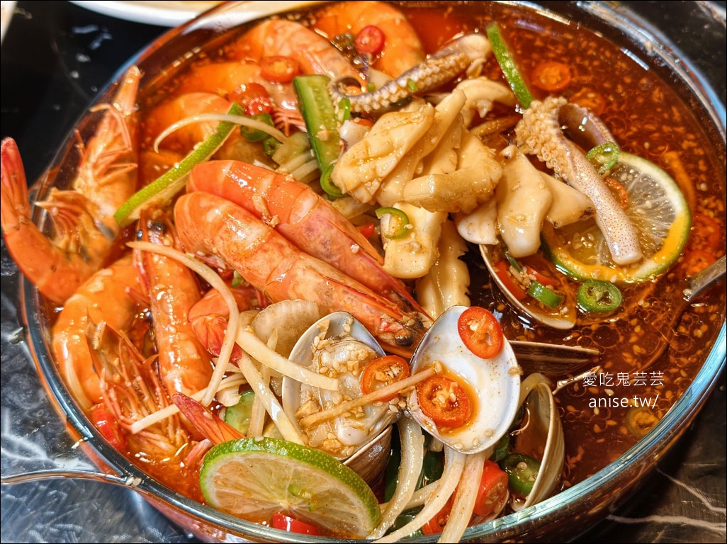 安慶小館 | 東北鐵鍋燉，超夯東北菜半年前預約才吃得到！