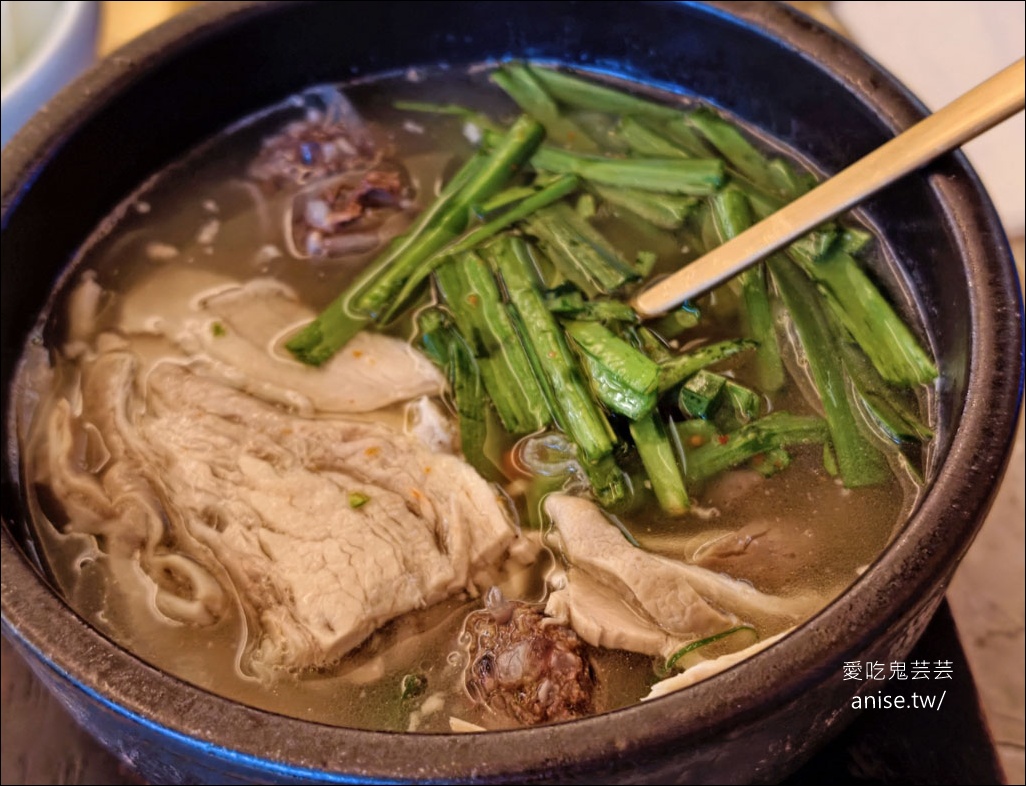 巨大豬肉湯飯，海雲台超人氣豬肉湯飯