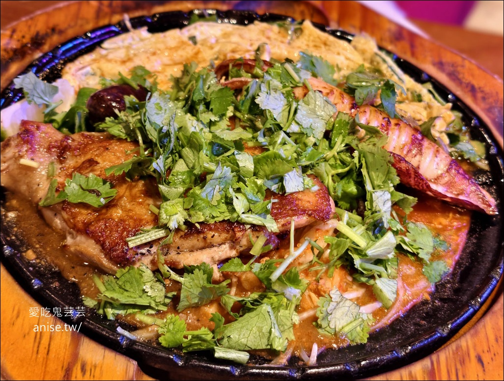 來來牛排花蓮店，蒜酥是招牌，還多了香菜是哪招？