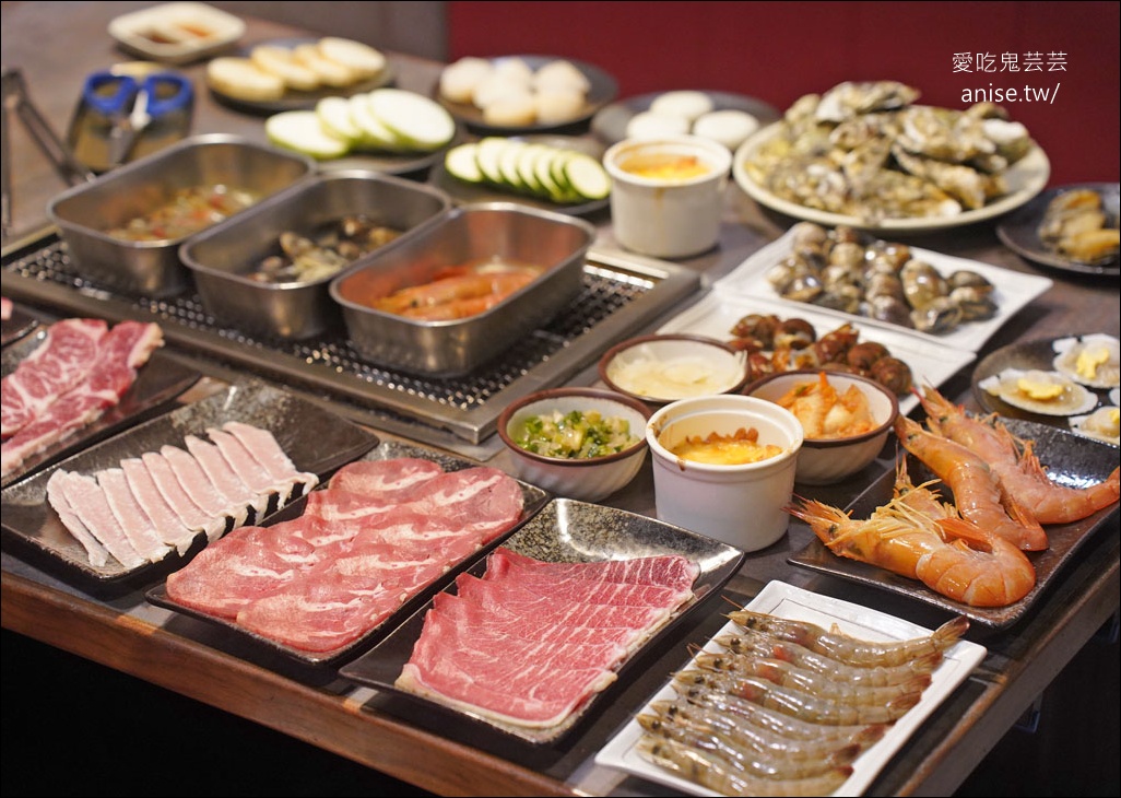 吃爆生蠔、牛舌！ 津炙燒烤，澎湖生蠔、牛舌、牛小排、干貝、鮑魚、天使紅蝦通通吃到飽！