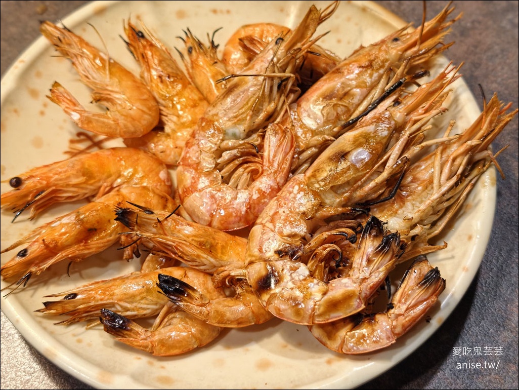 吃爆生蠔、牛舌！ 津炙燒烤，澎湖生蠔、牛舌、牛小排、干貝、鮑魚、天使紅蝦通通吃到飽！