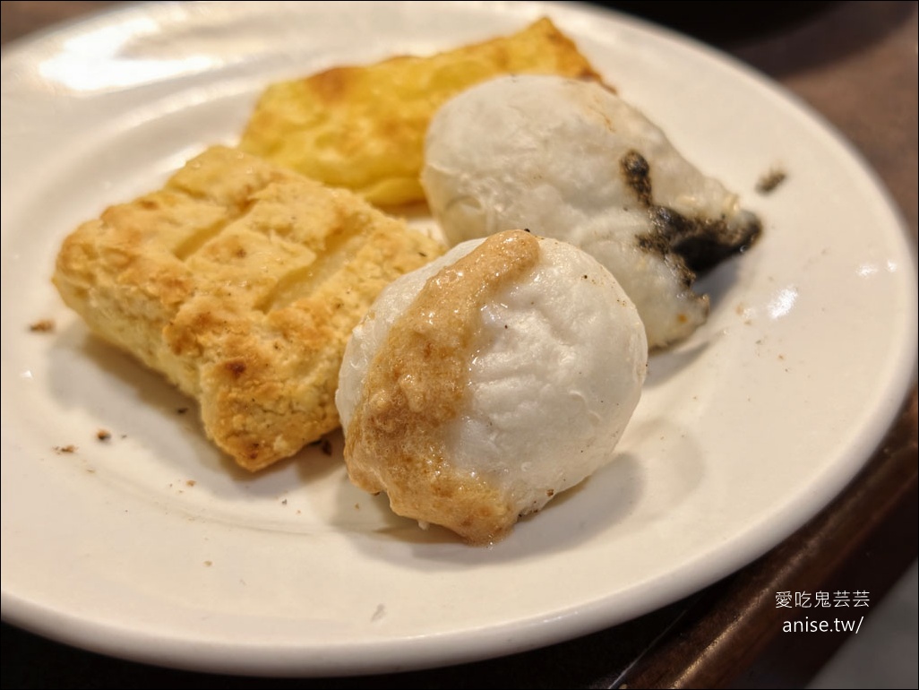 吃爆生蠔、牛舌！ 津炙燒烤，澎湖生蠔、牛舌、牛小排、干貝、鮑魚、天使紅蝦通通吃到飽！