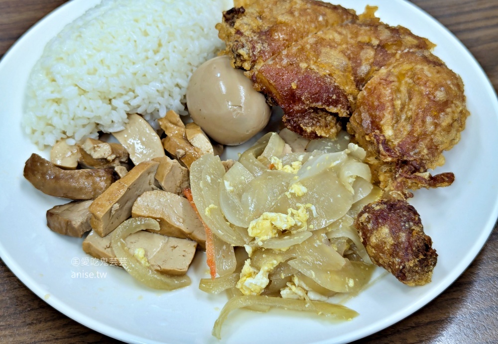 趙東園排骨專賣店，現炸的酥香排骨就是美味，西門町美食(姊姊食記)