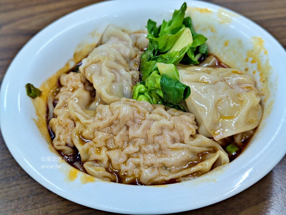趙東園排骨專賣店，現炸的酥香排骨就是美味，西門町美食(姊姊食記)